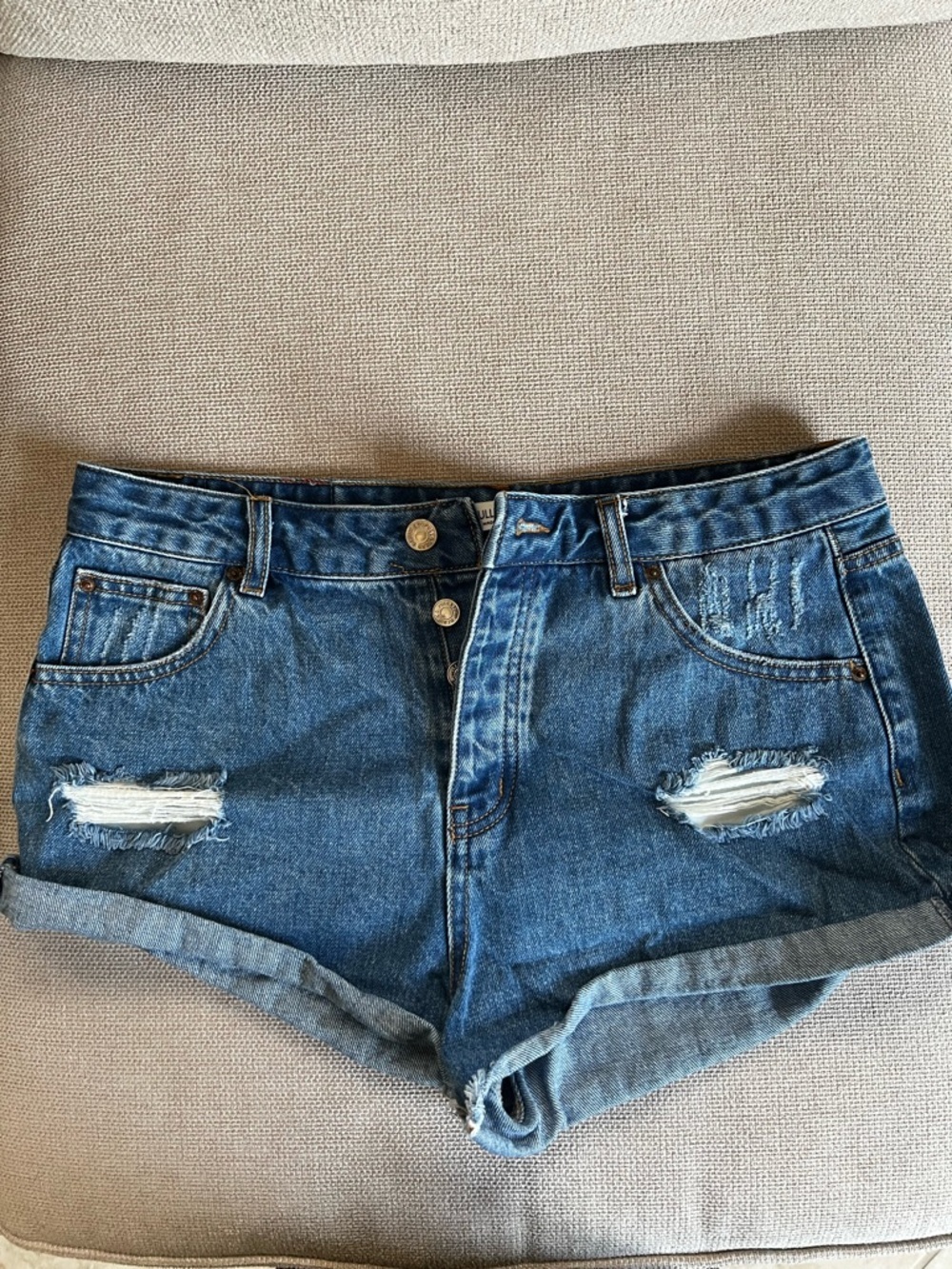 Pull&Bear Dark Blue Distressed Roll-Hem Women’s Denim Shorts